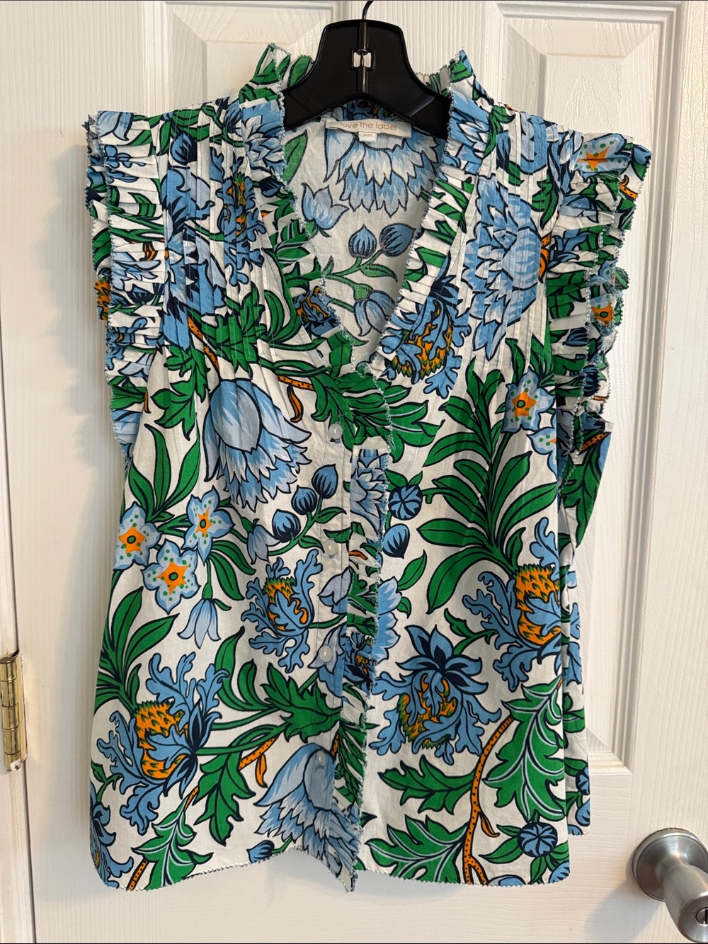 Love the Label Sleeveless Floral Ruffle Cotton V-Neck Top in Blue & Green